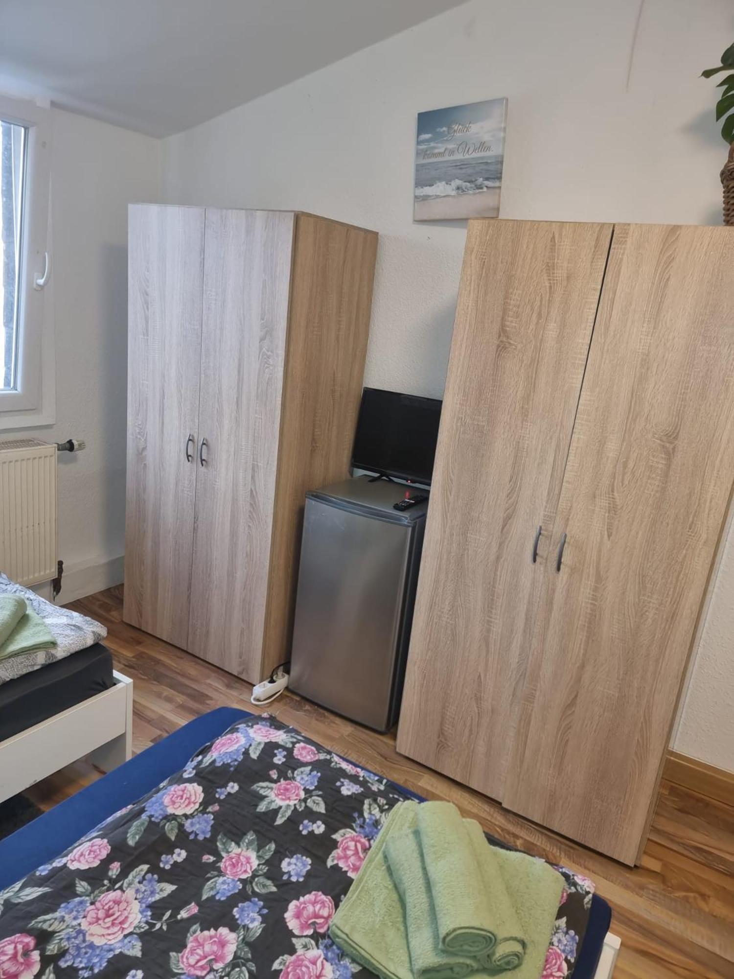 Teuthostel - In Der Naehe Zur Veltinsarena Apartment *